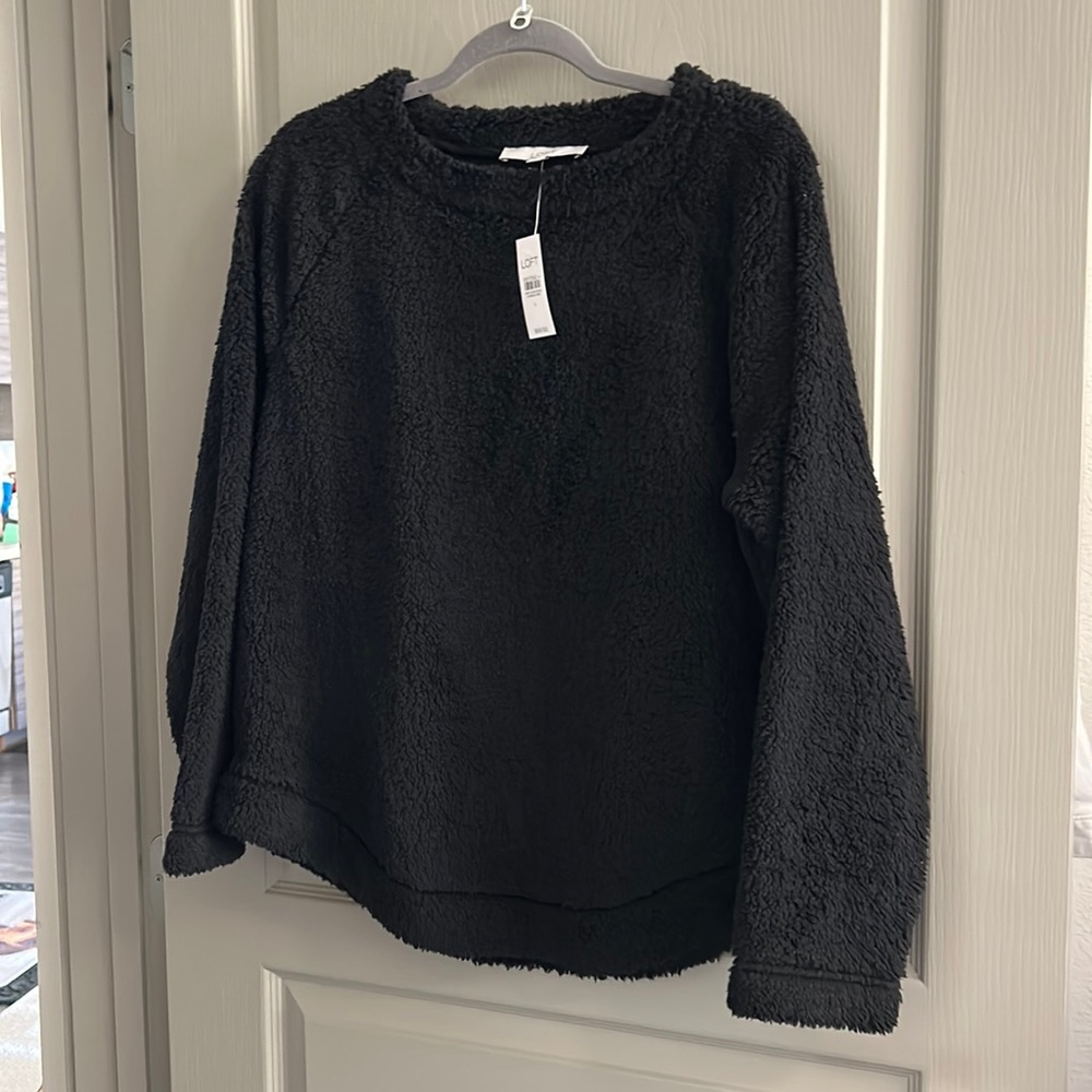NWT LOFT Black Fleece Sweatshirt - L